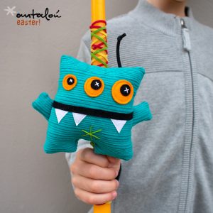 handmade easter candle with alien soft toy by antalou